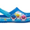 Crocs (PS) Funny Shark Small Crocs Outdoor Flat Heel Beach Sports Blue Sandals 206704-4JL