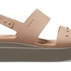 Crocs (WMNS) Brooklyn Studded Low Wedge “Cork Mushroom” 209254-2DH