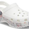 Crocs (WMNS) Classic Platform Americana Paisley Clogs “White” 207337-94S