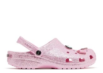 Mean Girls x Classic Clog “On Wednesdays We Wear Pink”