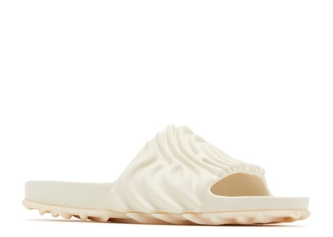 Salehe Bembury x Pollex Slide “Parsnip”